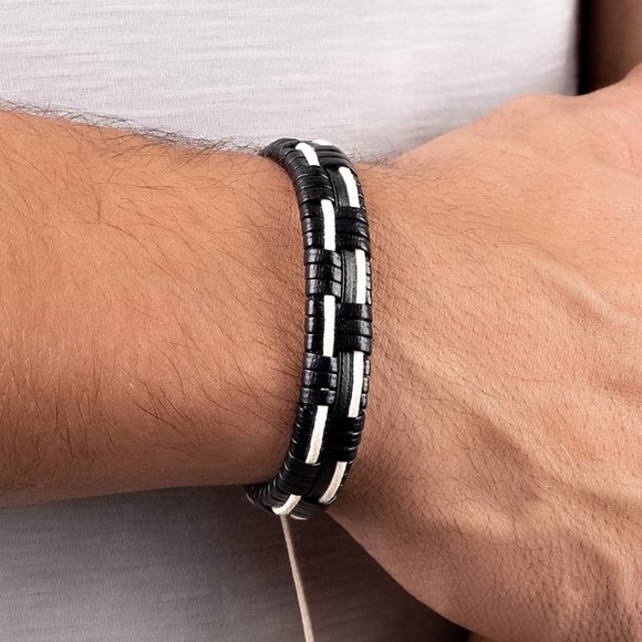 paparazzi Other - Solo Escapade - Black Bracelet